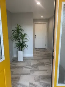 The Flatts at North Shore - Entrée intérieure