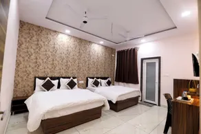 Shree Krishna Inn - Room