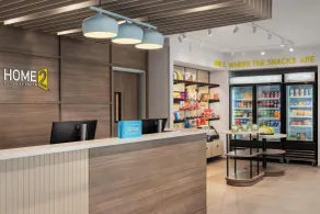 Home2 Suites By Hilton Springfield - Rezeption