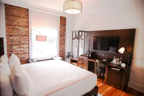 Q&C Hotel and Bar New Orleans, Autograph Collection - Room