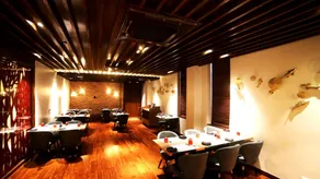 Hotel Le Lotus Grand Varanasi - Restaurant