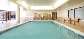 Country Inn & Suites by Radisson, Columbus-Edinburgh - Piscine