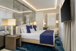 Room Mate Collection Filippo, Rome-Fontana di Trevi - Rum