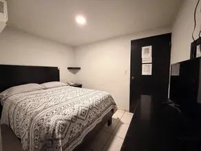 Hotel Ossi Inn - Habitación