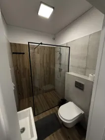 Holiday Home Resort & Spa - Bathroom