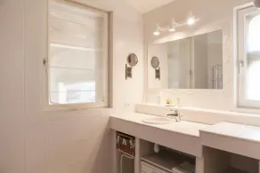 LA GRANGE DE BELLEFONTAINE et sa piscine privée - Badeværelse