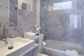 Hôtel Mayet - Salle de bain