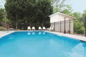 La Quinta by Wyndham Covington - Piscine