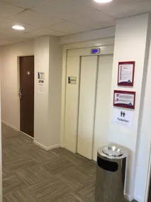 Hôtel Akena Gaillac - Ingresso interno