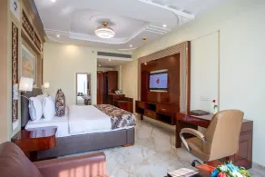 The Avenue Grand - Room