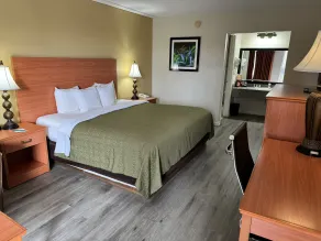 Quality Inn near Manatee Springs State Park - Værelse
