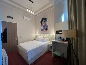 Rafinn Hotel - Room