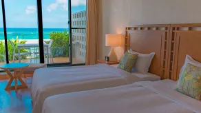 The Moon Beach Museum Resort - Chambre