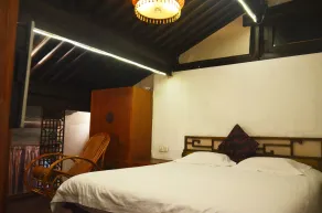 Shaoxing Laotaimen Luxun Native Place Youth Hostel - Room