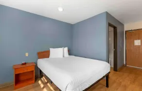 Extended Stay America Select Suites - Cleveland - Avon - Room