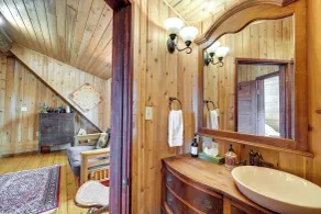 Private Hot Tub: 'Blue Sky Cabin' in Sequim - Interior