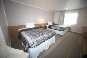 Brookhurst Plaza Inn - Zimmer