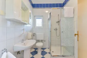 Beachfront apartments Liveric - Casa de banho