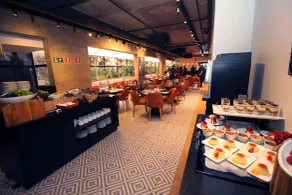 Três de Julho Flats - Jardins - Restaurant