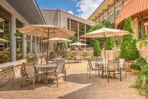 Lodge of Four Seasons Golf Resort, Marina & Spa - Restaurant