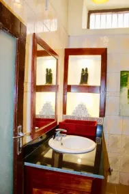 The Island Stone Town hotel - Room