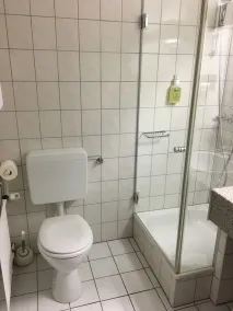 Hotel Schweizer Hof - Bathroom