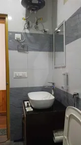 Tirthan Villa Homestay - Bad