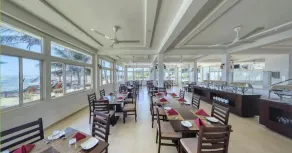 Manara Beach Resort  - Restaurant