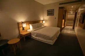The Vern at BLVD - Room