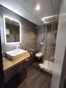 Akzent City-Hotel Kleve - Bathroom