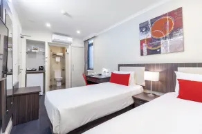 ibis Styles Kingsgate Hotel - Room