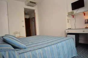 Hotel Germania - Room