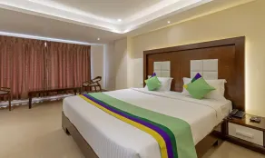 Treebo Suvarna Comforts - Room