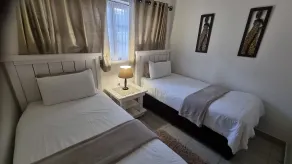 Ndiza Lodge and Cabanas - Room