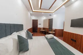 Emmanuel Residency - Rum