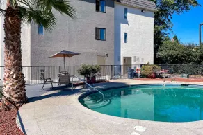 Sutter Inn - Piscine
