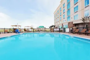 Holiday Inn Express Hotel & Suites Jackson Northeast by IHG - Pool