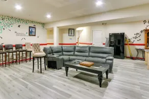 Clarksburg Getaway Near DC + Baltimore Sights! - Innenbereich