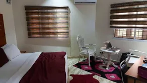 Alim Royal Hotel and Suites - Zimmer
