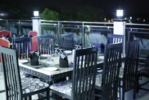 Villa Hotel - Restaurant