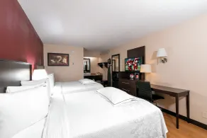 Red Roof Inn PLUS+ St. Louis - Forest Park / Hampton Ave. - Room