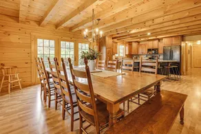 Game Room + Fire Pit: Sprawling Westfield Retreat! - Interiör