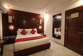 Hotel KK By Spree Rajkot - Pure Veg - Rom