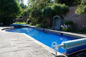 Saltmarshe Hall - Pool