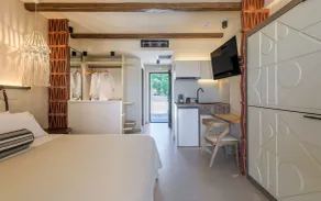 Zefyria Luxury Suites - Chambre