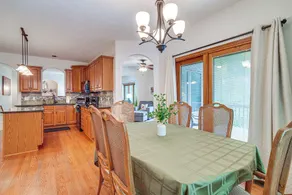 3 King Beds! Family-friendly Lincoln Gem - Interior