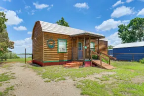 Cabin w/ Dock on Hubbard Creek Lake: Pets Welcome! - Interior