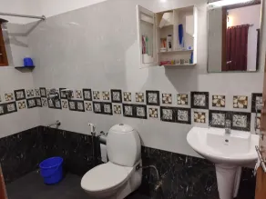 Kuttickattil Gardens Homestay - Bathroom