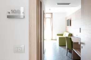 HOTEL TRILAGO - Habitación