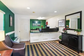 HomeTowne Studios by Red Roof Atlanta – Lawrenceville - Recepción